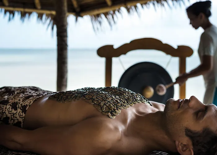 Four Seasons Bali At Bay Resort Jimbaran (Bali)