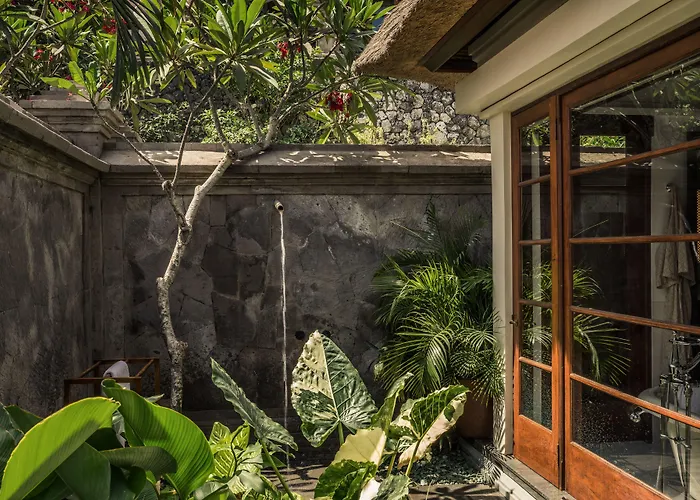 Four Seasons Bali At Bay Resort 5*